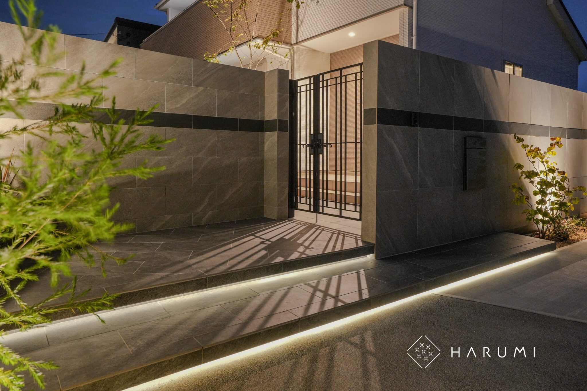 【リフォーム外構】　ホテルライクなエクステリアへ