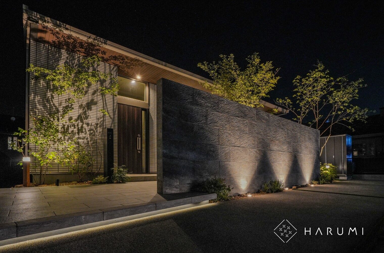 自慢したくなるような　長く愛せるエクステリア