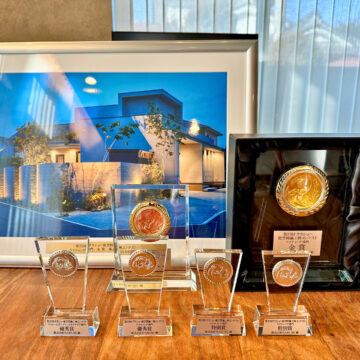 ㈱タカショー様より　素敵な盾をいただきました‼